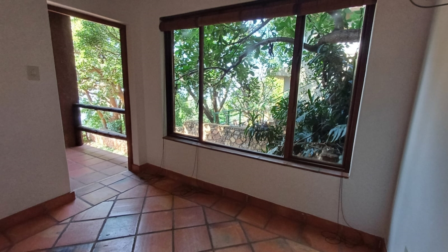 4 Bedroom Property for Sale in Kosmos North West
